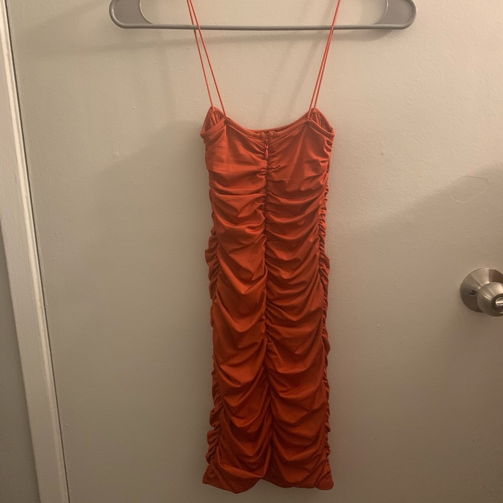 Red Oh Polly Ruched Dress - Picture 3 of 6
